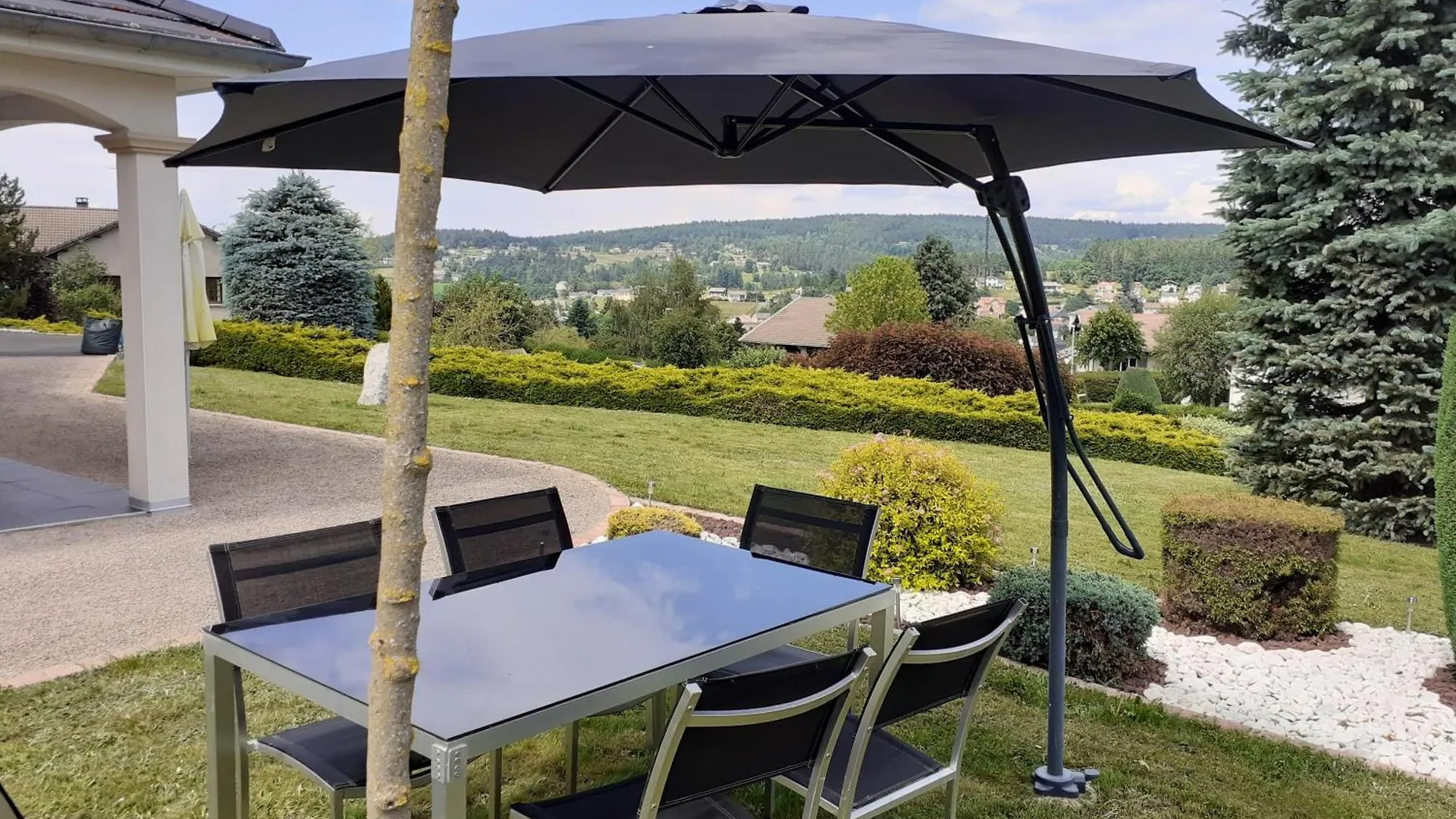Haute-Loire Tence Belle Maison Neuve Plain-Pied 4 Etoiles Avec Parc Arbore Clos 0*,  France