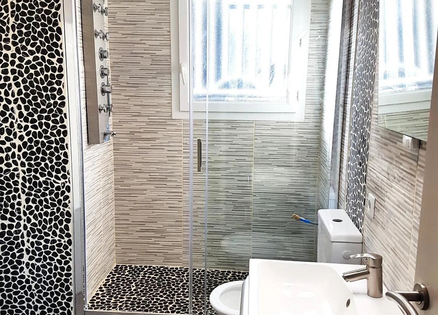 Villa Haute-Loire Tence Belle Maison Neuve Plain-Pied 4 Etoiles Avec Parc Arbore Clos